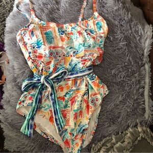 La Blanca Multicolor Tropical Print One Piece Swimsuit in EUC